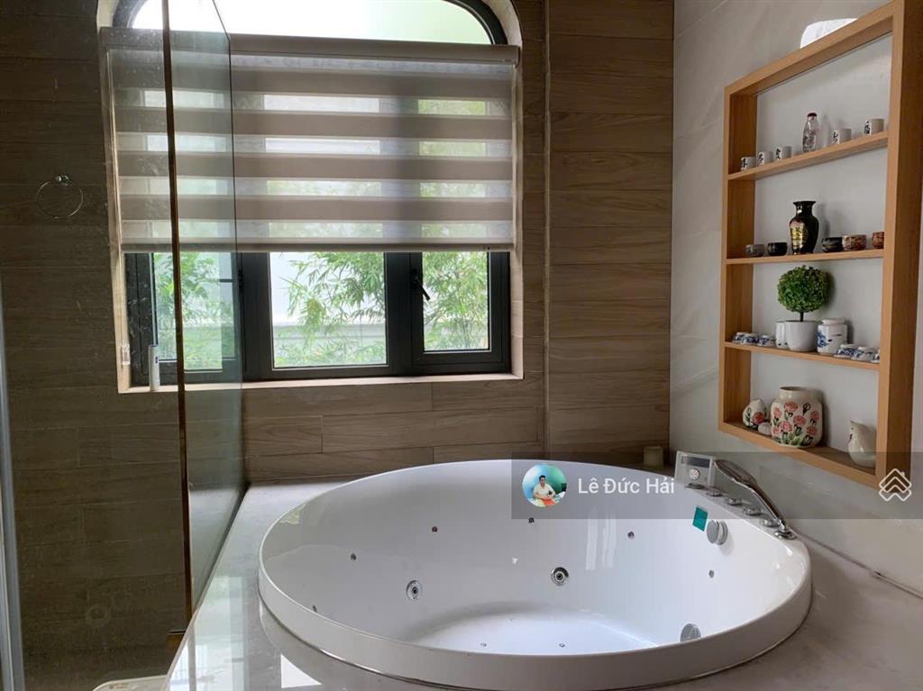 Cho thuê biệt thự sao biển full nội thất xịn thang máy mặt đại lộ vào ở ngay giá chỉ 30tr/tháng