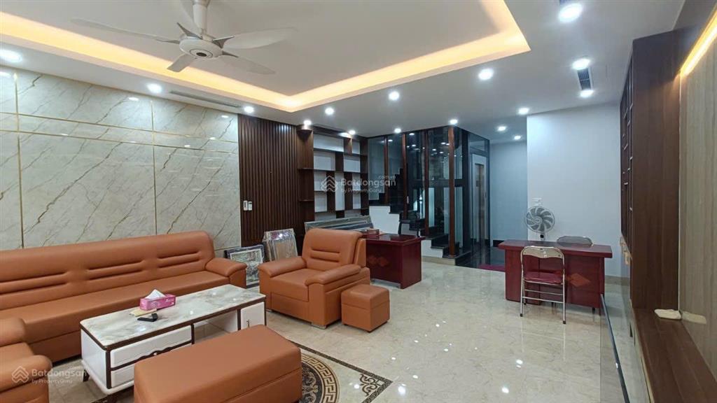 Cho thuê biệt thự san hô 150m2 full đồ đẹp trung tâm gần hồ, viniuni, để ở + văn phòng, 35tr/tháng