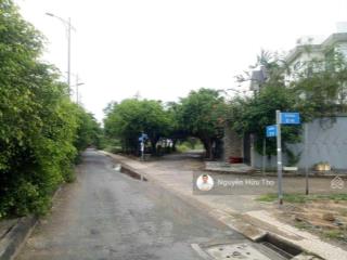Siêu phẩm đất góc 2 mặt tiền lê hữu kiều  quận 2, vị trí vàng không thể bỏ lỡ, thế đất vuông vức
