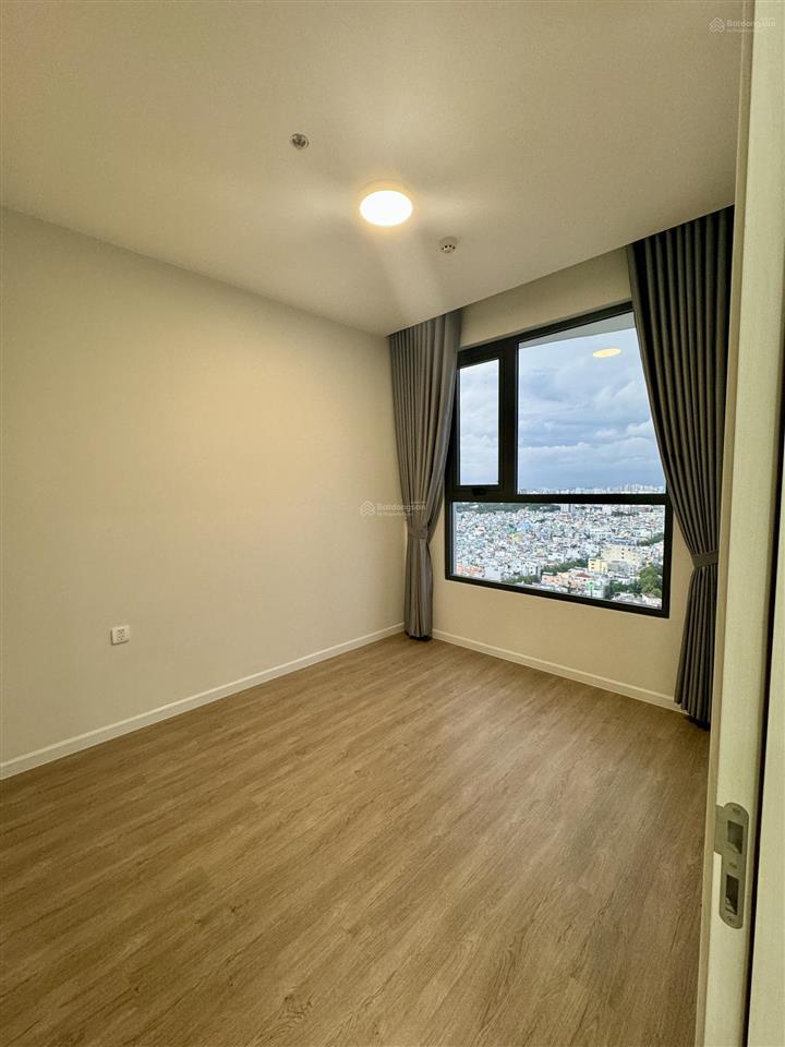 Bán nhanh căn góc 2pn 2wc 69.59m2 view đẹp tầng trung chỉ 5tỷ6 nhận nhà d  homme hồng bàng quận 6