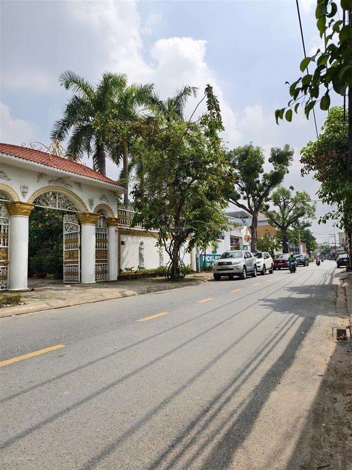 110m2 mặt tiền kinh doanh ngang 6m tương lai ra 2 mặt tiền siêu đẹp chỉ nhỉnh 8 tỷ