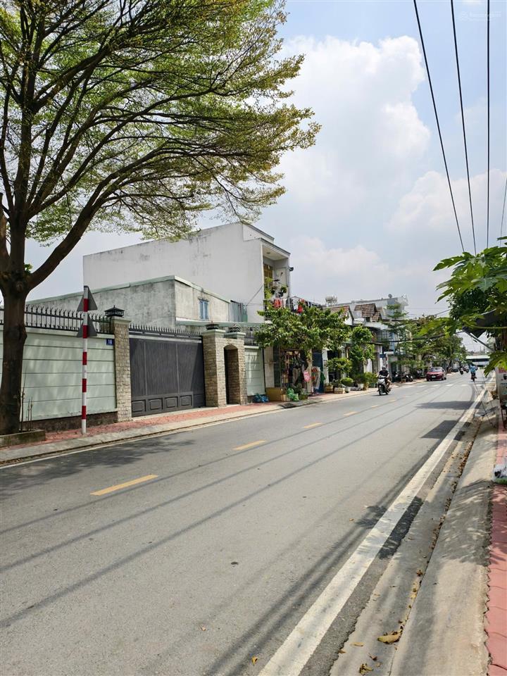 110m2 mặt tiền kinh doanh ngang 6m tương lai ra 2 mặt tiền siêu đẹp chỉ nhỉnh 8 tỷ