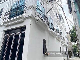 Chỉ hơn 2 tỷ  sẵn vài căn bàn giao luôn. gần tt chúc sơn, ql6. ô tô gé nhà. bank 70%. về ở luôn
