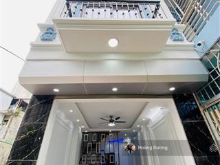 Đẹp quá  nhà 4 tầng, 50m2  lô góc, oto tới cửa. ngay gần chợ, trục liên phường, 10p ra tt hà đông