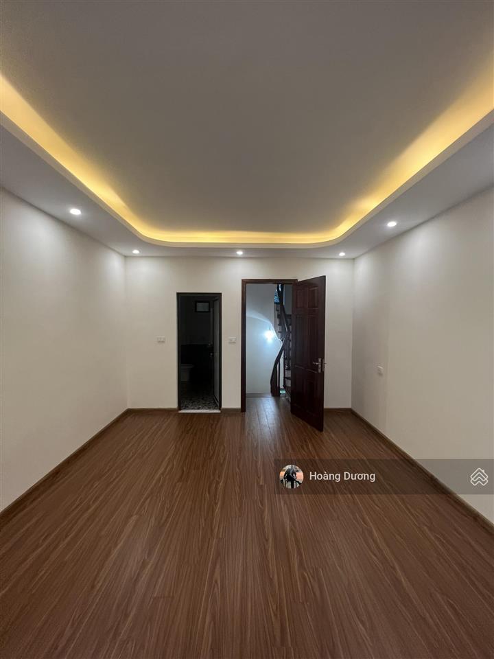 Nhà sát vành đai 4  giá tốt khu vực  đủ tiện ích. gần lê trọng tấn  đh phenikaa. cuối tố hữu