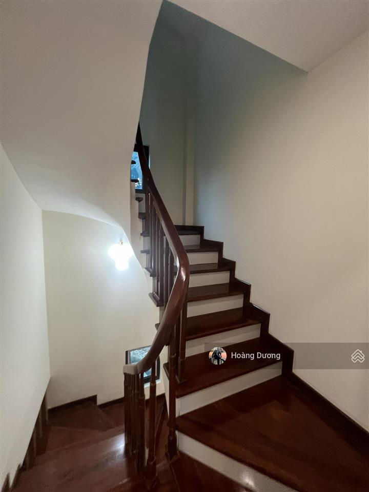 Nhà sát vành đai 4  giá tốt khu vực  đủ tiện ích. gần lê trọng tấn  đh phenikaa. cuối tố hữu