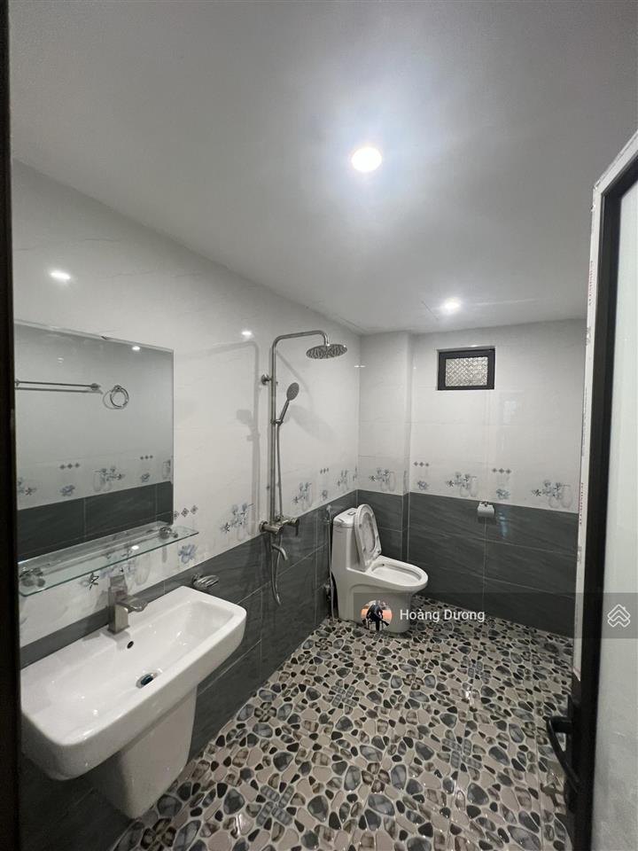 Nhà sát vành đai 4  giá tốt khu vực  đủ tiện ích. gần lê trọng tấn  đh phenikaa. cuối tố hữu