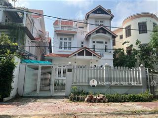 Cho thuê nhà nguyên căn rộng 200m2, 3 tầng khu dân cư an ninh, chỉ 25 triệu/tháng