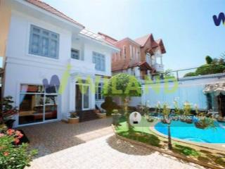 Cho thuê biệt thự sân vườn đẳng cấp đồi ngọc tước 1 trệt 1 lầu 356m2, sân vườn xanh mát, hàng hiếm
