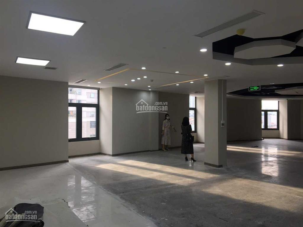 Cần cho thuê gấp vp tòa vtc online phố tam trinh, dt sàn 500m2 giá chỉ 100nghìn/m2/th