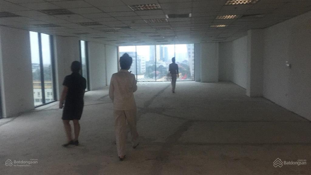Cho thuê vp tòa nhà 18 nguyễn chí thanh, đống đa 250m2 giá 130 nghìn/m2/th