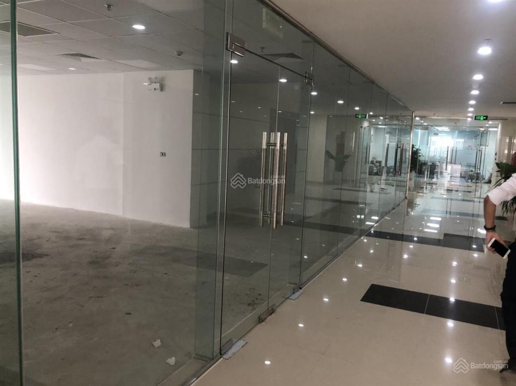 Cho thuê văn phòng tttm chợ mơ, bạch mai, dt 1884m2