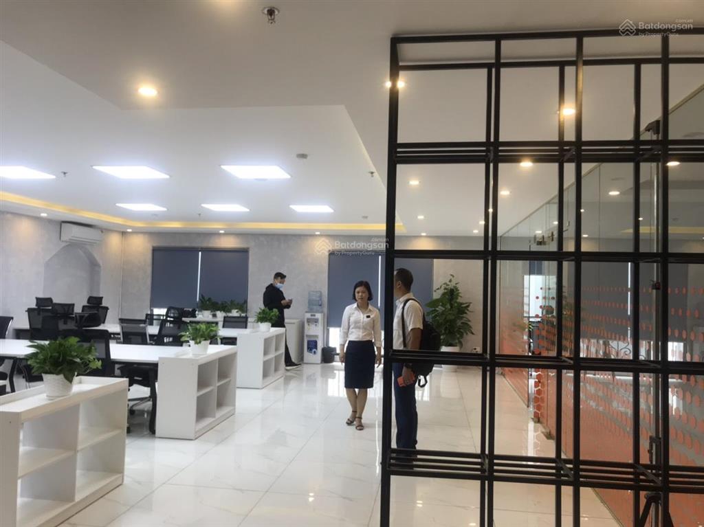 Cho thuê văn phòng imperial tower 71 vạn phúc dt 300m2 giá 120k/m2/tháng
