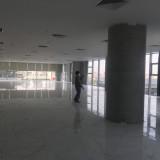 Cho thuê văn phòng cao cấp view đẹp 500m2 phố hoàng quốc việt, nghĩa đô, giá 120k/m2/tháng