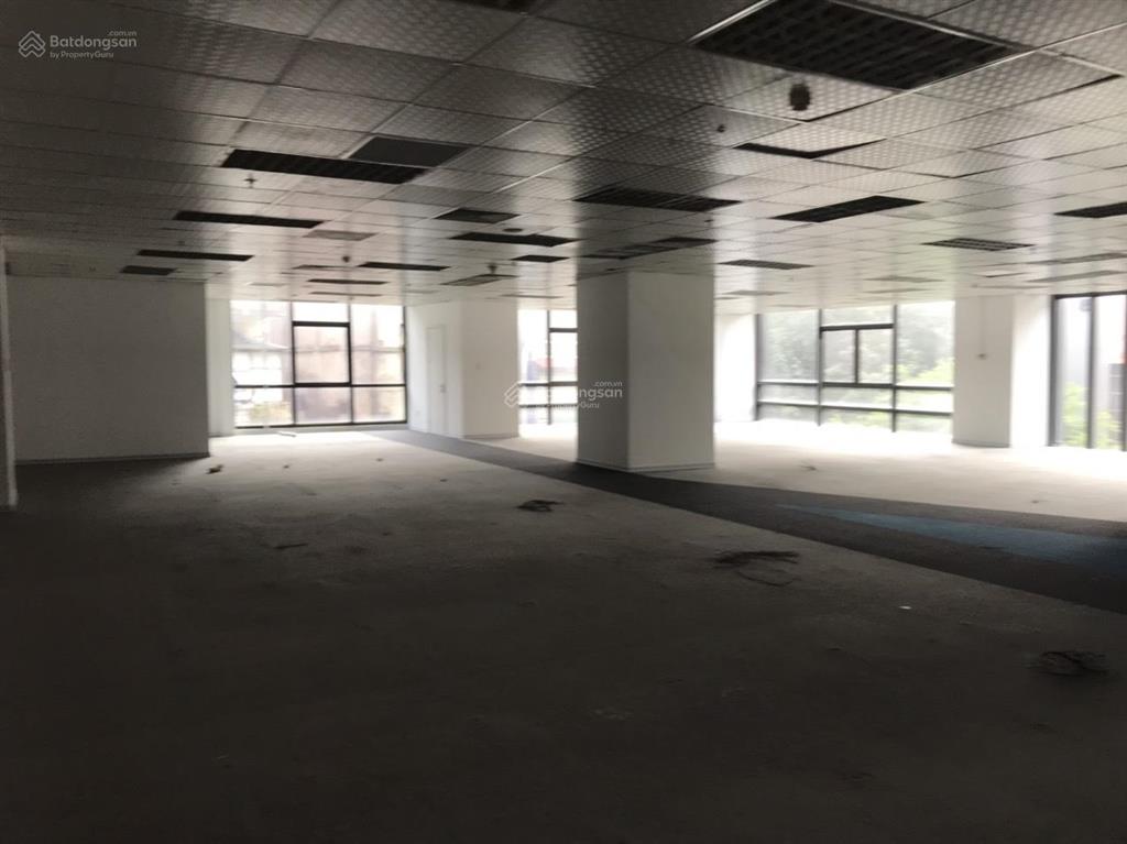 Bql trung yên plaza số 1 trung hòa cho thuê dt 1000m2 vào làm việc được luôn sẵn nội thất