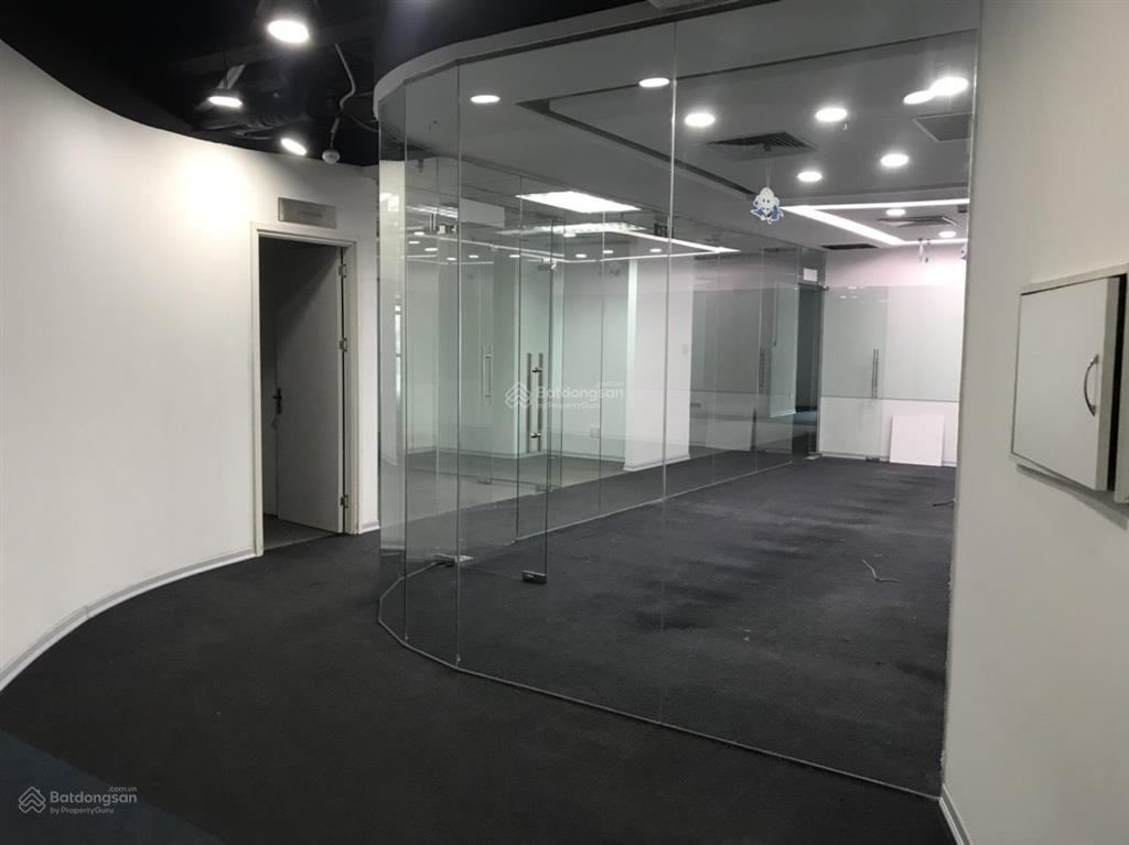 Bql trung yên plaza số 1 trung hòa cho thuê dt 1000m2 vào làm việc được luôn sẵn nội thất