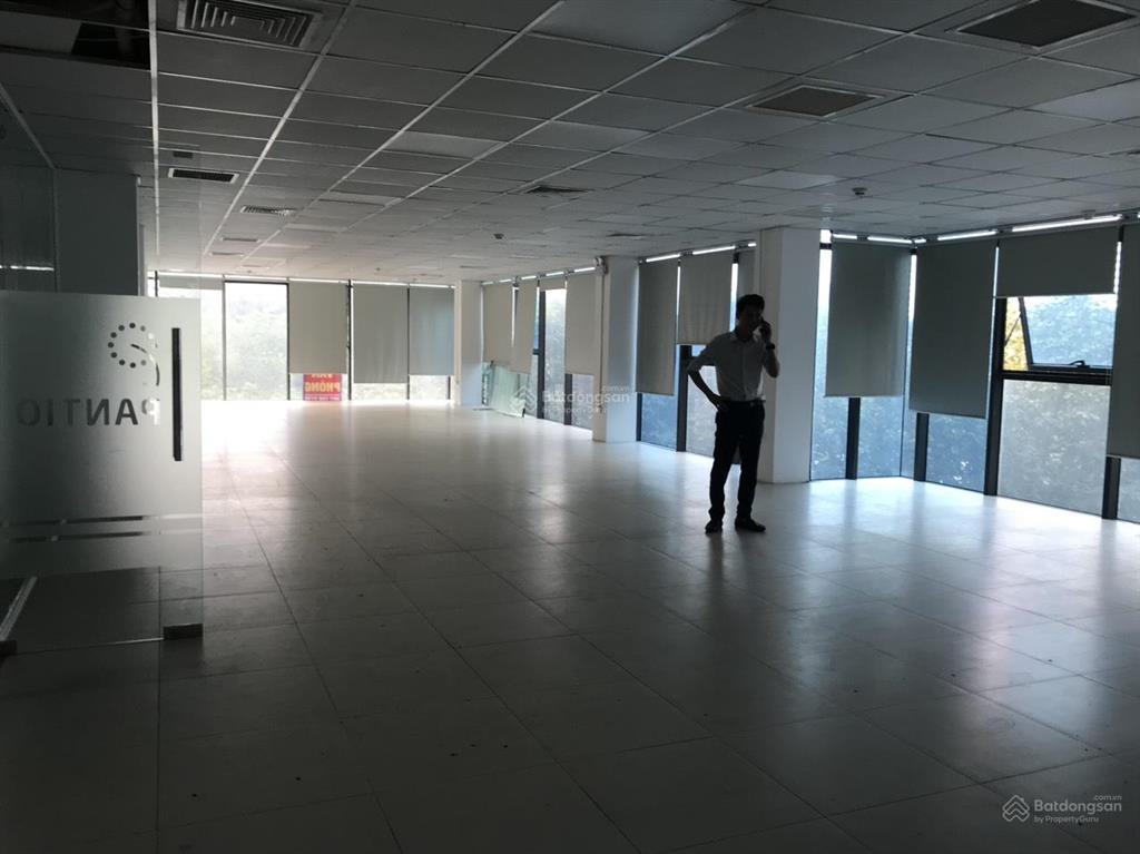 Cho thuê văn phòng 29t2 hoàng đạo thúy 400m2 giá 250k/m2/th có điện, điều hòa