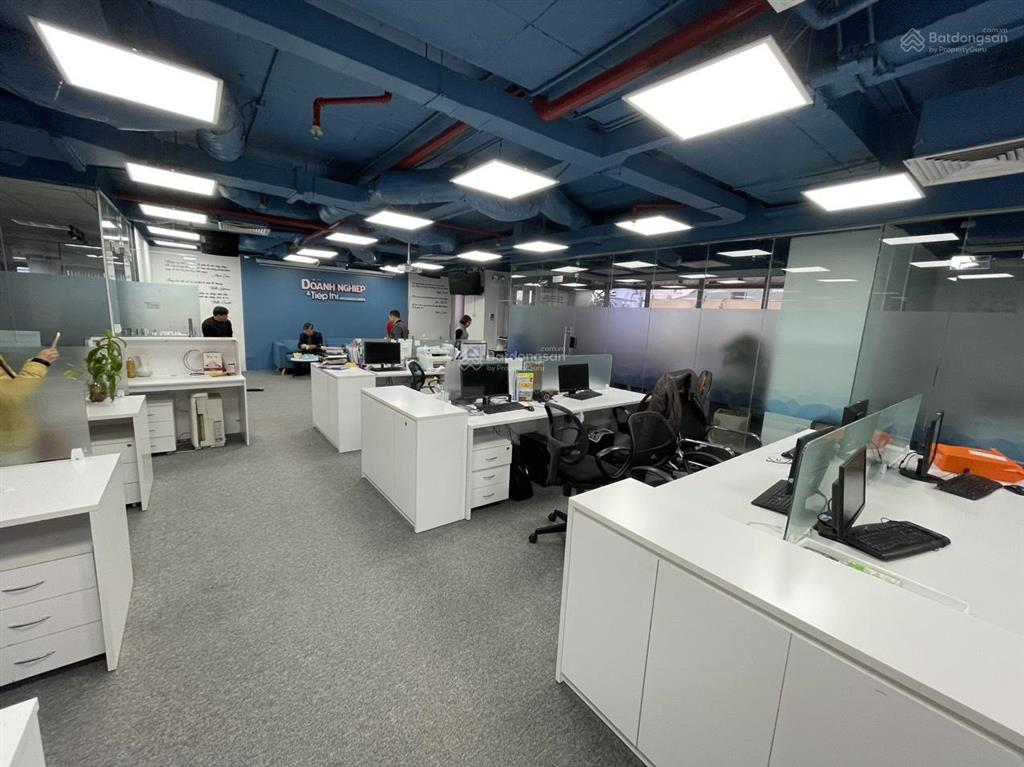Khan hiếm! hiếm có 136m2 văn phòng tại tòa nhà golden field nguyễn cơ thạch đang cho thuê