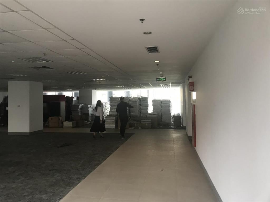 Khan hiếm! hiếm có 136m2 văn phòng tại tòa nhà golden field nguyễn cơ thạch đang cho thuê