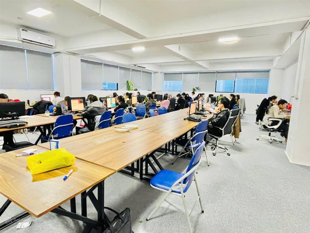 Cho thuê văn phòng tại tòa an phú 24 hoàng quốc việt, giá ưu đãi chỉ 120.000đ/m²/tháng