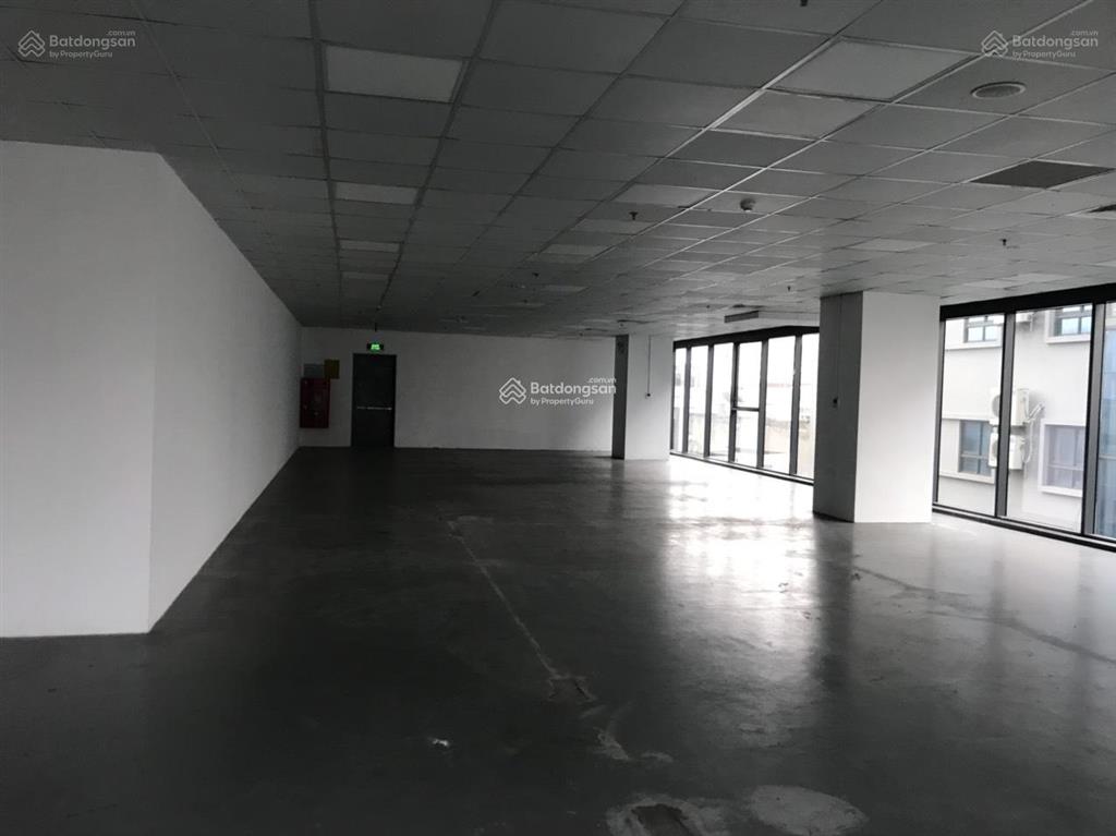 Cho thuê văn phòng tòa richy tower mạc thái tổ dt 120m2 giá 130 nghìn/m2/tháng