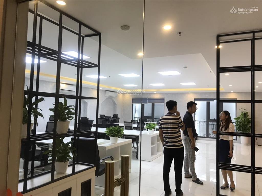 Cho thuê văn phòng tòa richy tower mạc thái tổ dt 120m2 giá 130 nghìn/m2/tháng