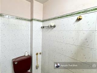 3 tầng  khu cư xá phân lô  xe tải tới nhà  4 pn  sát quận 1  giá tốt