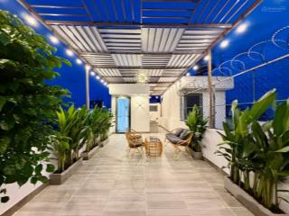 Mặt tiền đường xe tải tránh ngay phạm văn đồng p1 gò vấp 4m x 15m x 5 tầng sân thượng 3pn 4wc