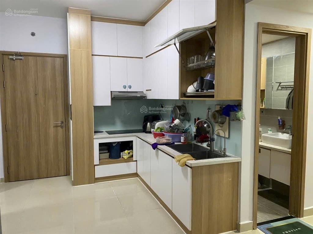 Cho thuê citi soho, 59m2, lầu 7, view hồ bơi, căn 2pn, full nội thất. nội thất có 2 máy lạnh,