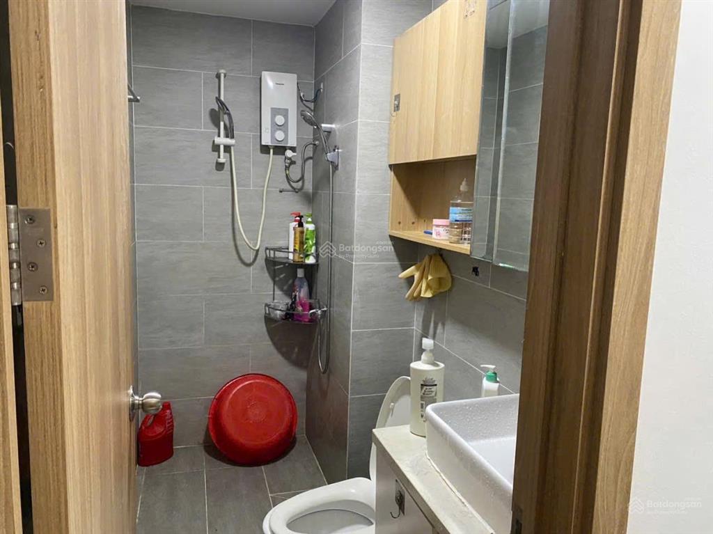 Cho thuê citi soho, 59m2, lầu 7, view hồ bơi, căn 2pn, full nội thất. nội thất có 2 máy lạnh,