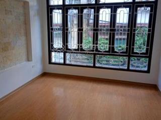 Bán nhà phân lô hoàng quốc việt, ô tô tránh, 5 tầng x 36m², gần 2 mặt phố, thông, kinh doanh