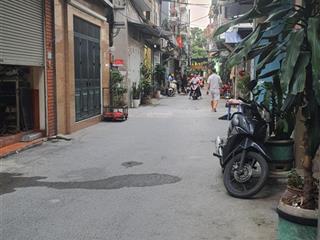 Chính chủ cần bán mảnh đất đẹp ngõ 43 cổ nhuế, ngõ thông, rộng ô tô qua, kinh doanh đẹp 50m²