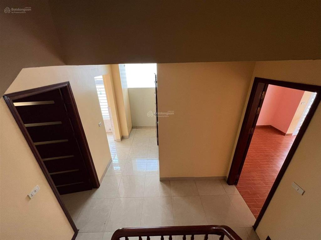 Chính chủ cần bán nhà xuân la, ô tô vào, 2 thoáng, gần hồ, 70m2 x 5 tầng, mt 5m