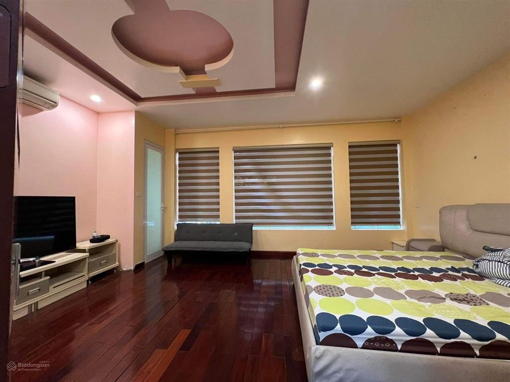 Chính chủ cần bán nhà xuân la, ô tô vào, 2 thoáng, gần hồ, 70m2 x 5 tầng, mt 5m