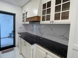 Cho thuê căn hộ 2pn 2wc 92m2 full nội thất diamond alnata celadon city