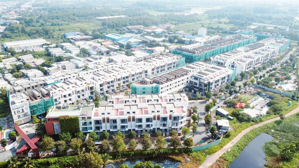 Nhà phố 5x21m dt sàn 236 m2 gần aeon mall bình tân, đường trần văn giàu, tp hồ chí minh