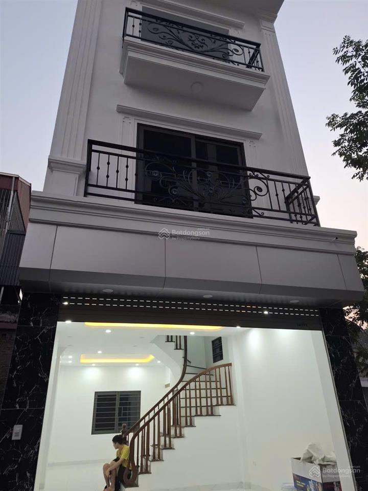 Bán nhà riêng xây mới hoài đức 40m2 3 tầng oto đỗ ngày đêm cách nhà 20m giá bán 3,9 tỷ