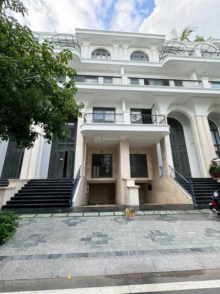 Bán nhà 7m x 20m đường 36 vạn phúc city