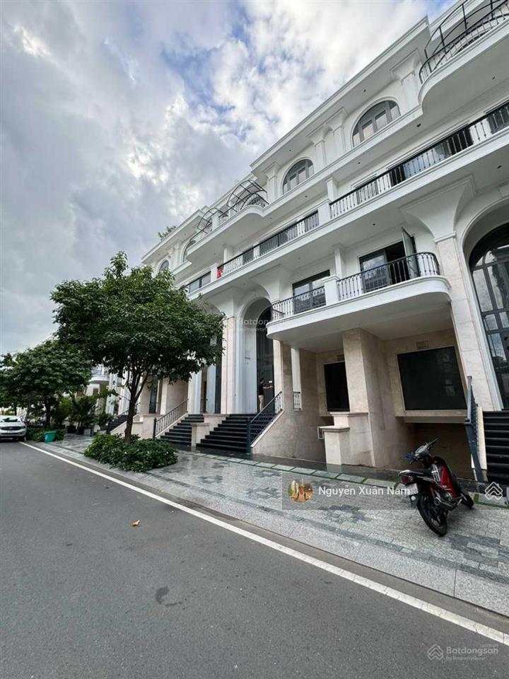 Bán nhà 7m x 20m đường 36 vạn phúc city