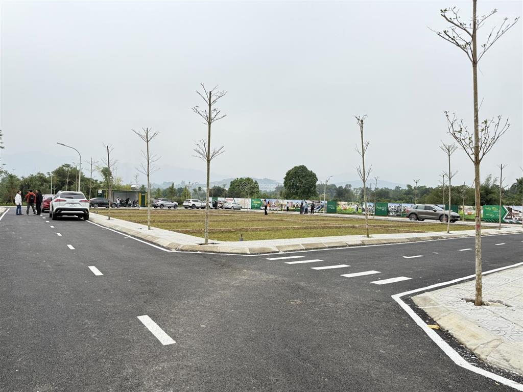 Chỉ với 1,5tỷ  dt 100m2  full tc  sẵn sổ  ngay đại học và khu tổ hợp y tế