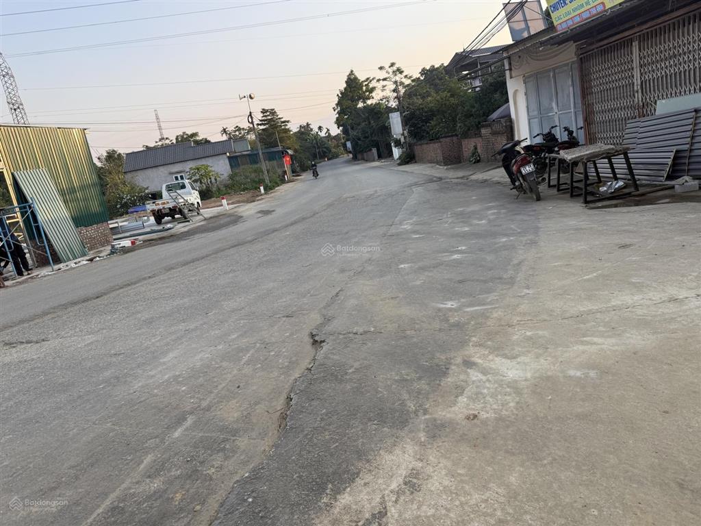 Chỉ với 1,5tỷ  dt 100m2  full tc  sẵn sổ  ngay đại học và khu tổ hợp y tế