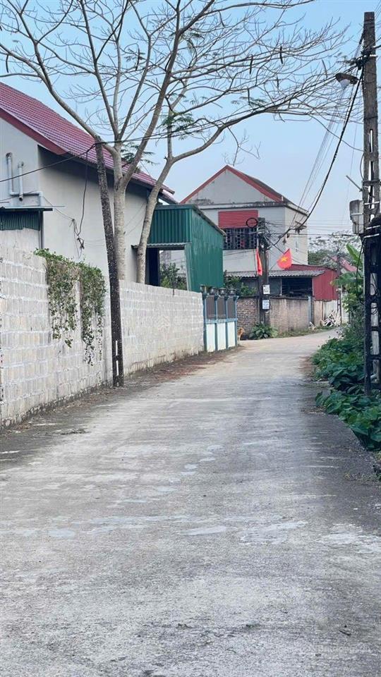 Lô đất đẹp phong thủy tốt phú lai yên thủy hòa bình với dt 845m2 mặt tiền 20m