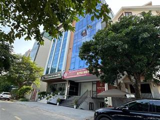 Bán đất phân lô đỗ nhuận, gần ngoại giao đoàn, 120m2, mt 9m, vuông vắn, ô tô, vỉa hè, kinh doanh