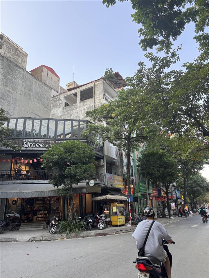 Chính chủ cần lô đất kđg đức diễn 150m, mặt tiền 8m, vỉa hè, ô tô, kinh doanh, giá đầu tư