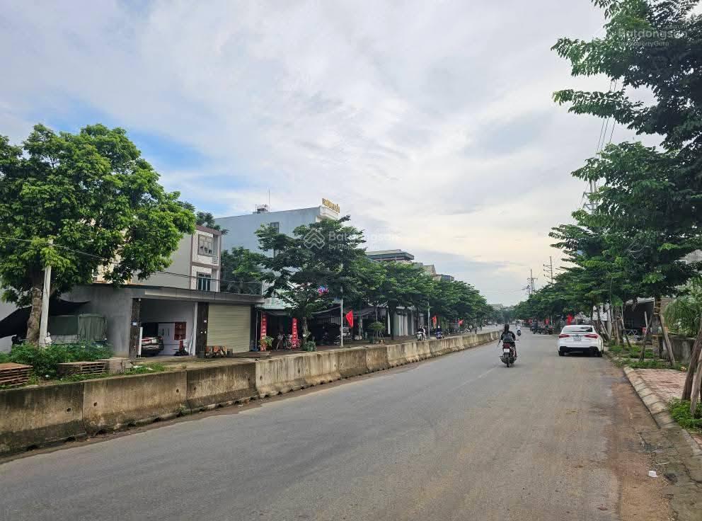 Bán đất mặt đường 420 siêu phẩm xây building kinh doanh khu cnc hòa lạc