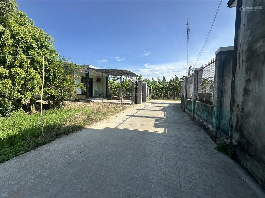 Chính chủ bán lỗ lô đất vườn 225m2 sổ sẵn giá mềm