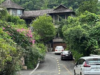 "biệt thự nghỉ dưỡng"  nằm trong quần thể nghỉ dưỡng thung sim, hàng xóm xanh villas