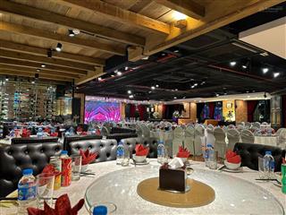 Bán nhà mặt phố trần hưng đạo, dt 420m2 x 10 tầng, mặt tiền 40m, dòng tiền 2.4 tỷ, 85 tỷ