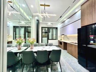 Bán nhà trần khát chân, dt 72m2 x mặt tiền 3.7m, 3m ra ô tô tránh, 12.5 tỷ đồng