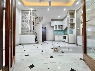 Chính chủ bán nhà xây mới thuỵ phương đông ngạc btl 30m2 giá 6.15 tỷ.